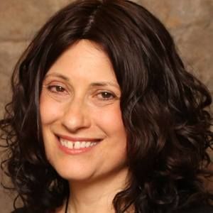 Meet your Posher, Mara